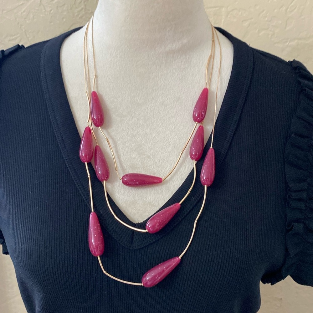 Women’s Necklace and Earrings